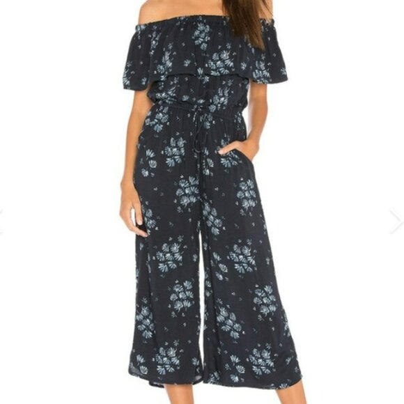 JACK by BBDakota Navy with blue floral off shoulder jumpsuit size small - Picture 1 of 9